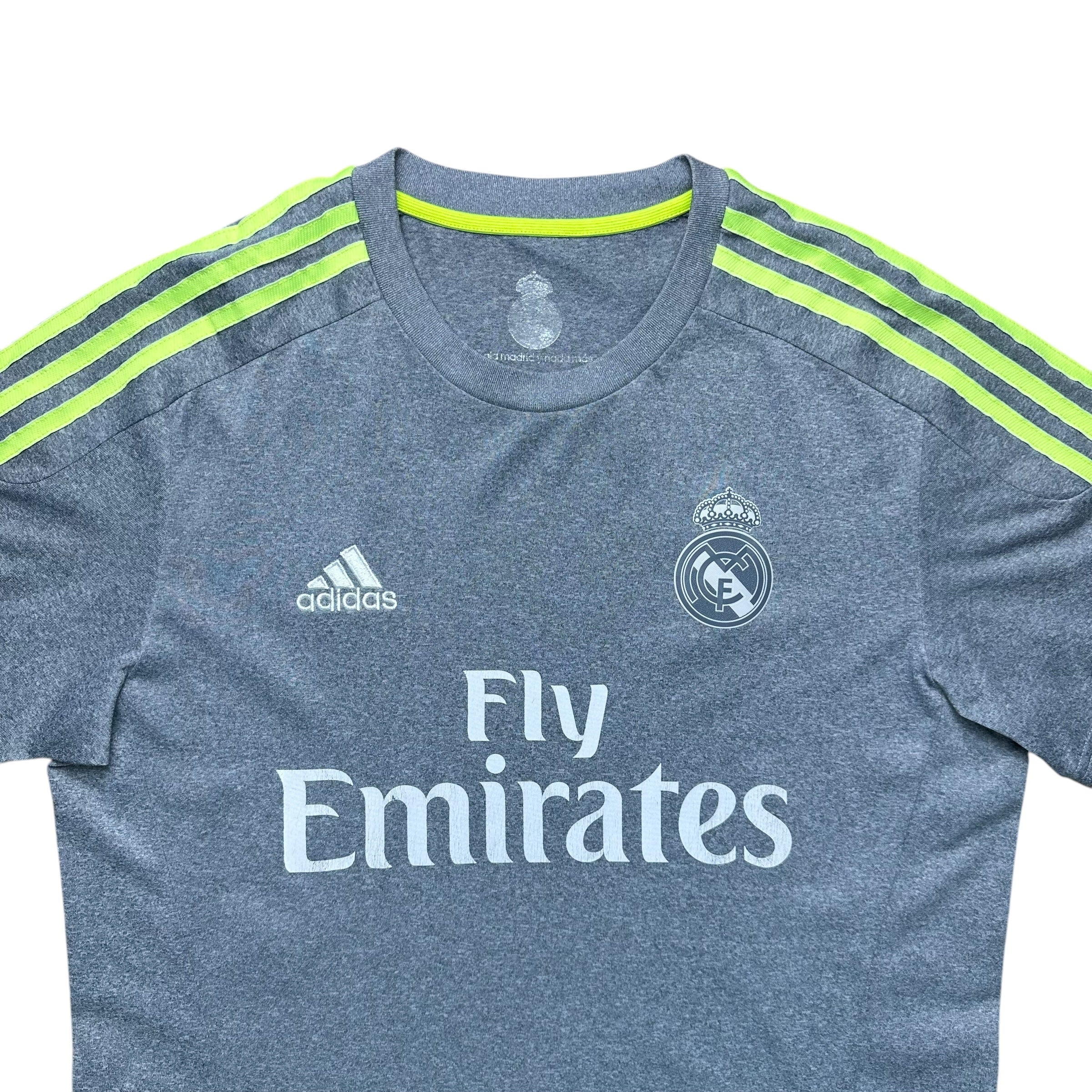 Real Madrid 2015-16 Away Shirt (M)