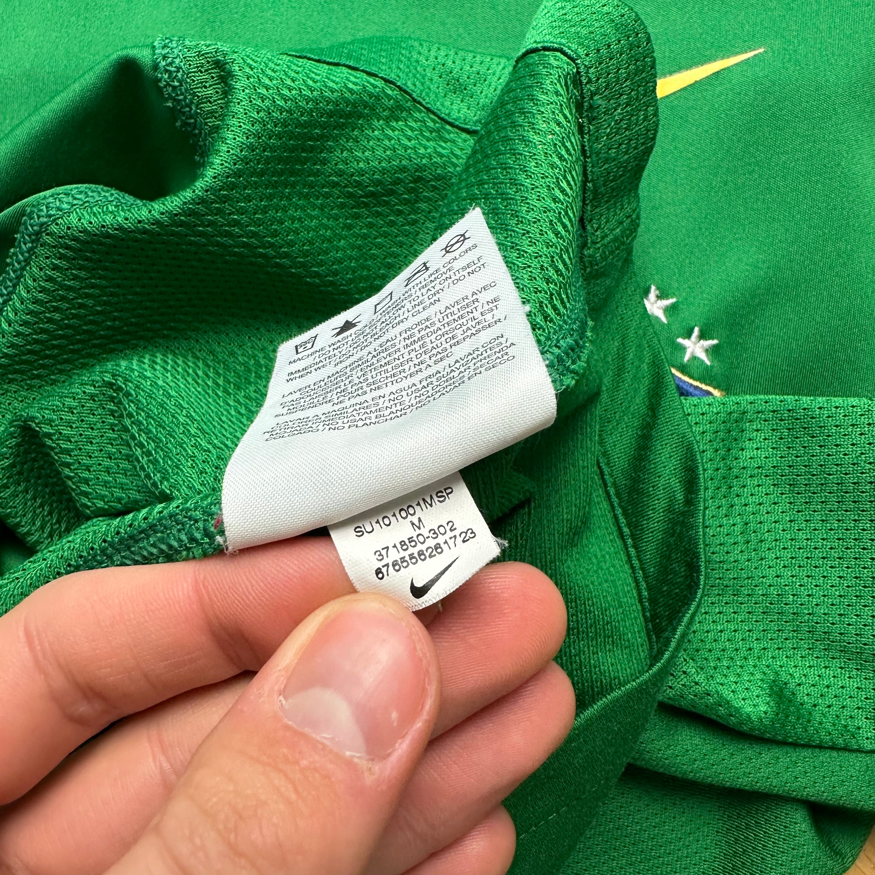 Brazil 2010 Training Shirt (M)