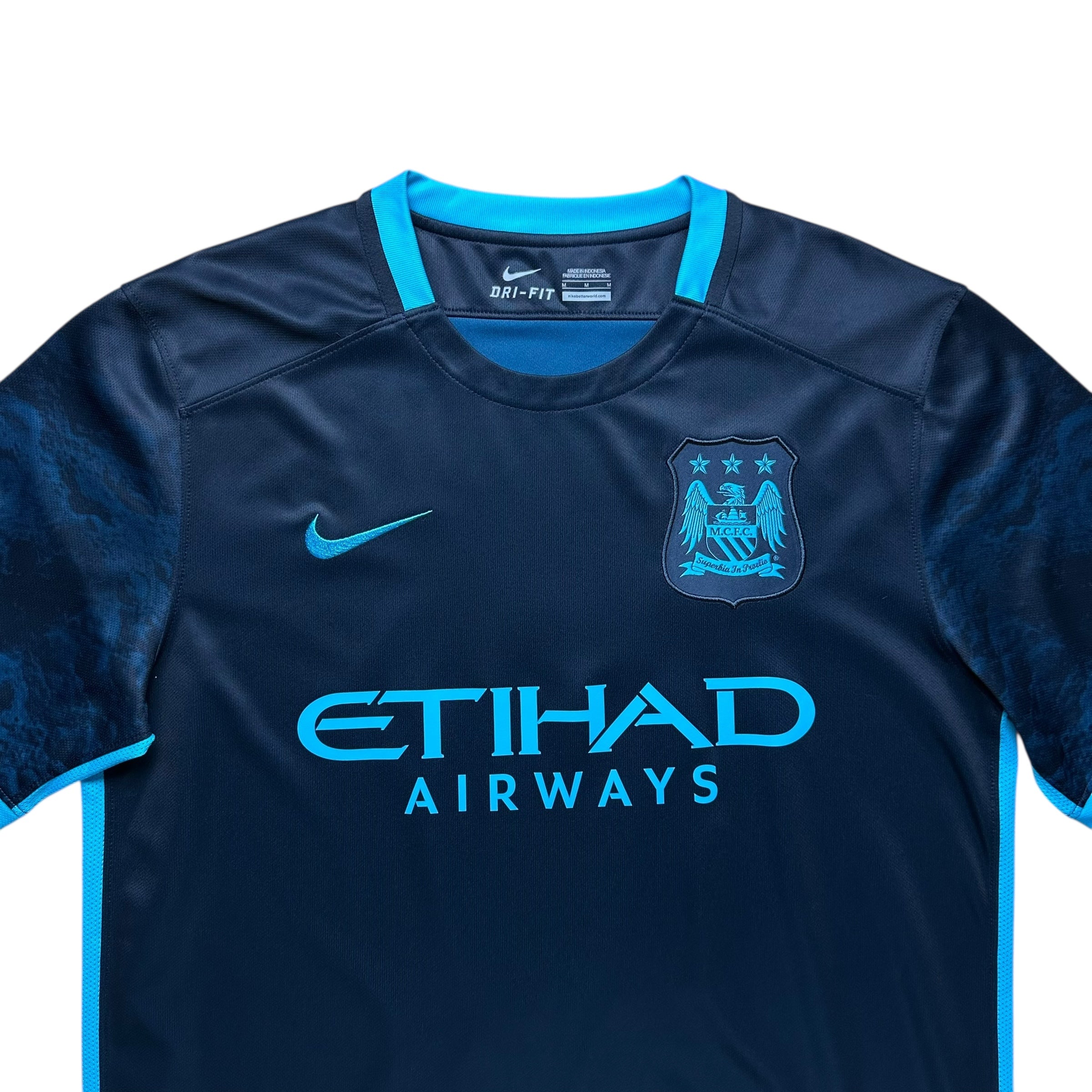 Manchester City 2015-16 Away Shirt (M) Kun Agüero #10