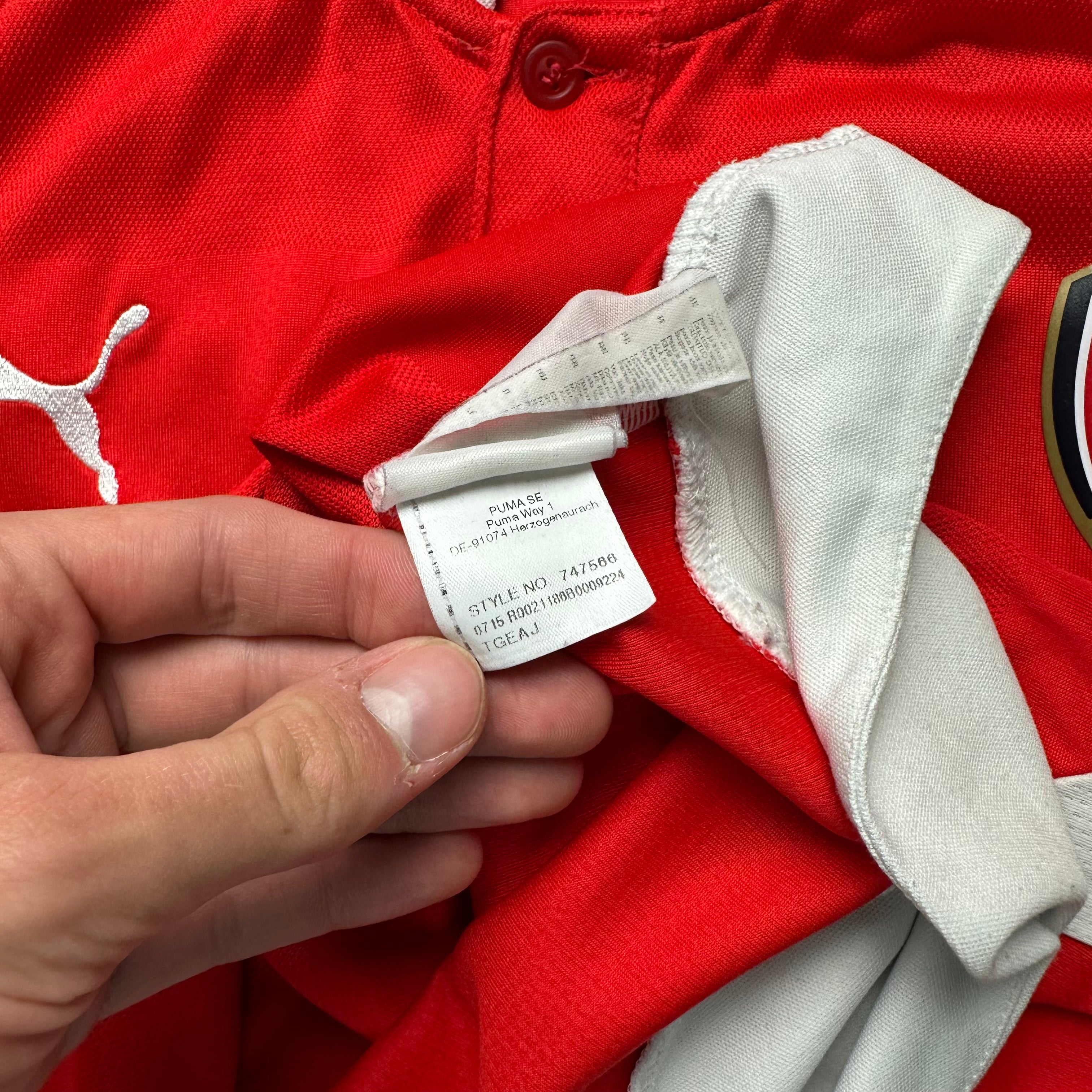 Arsenal 2015-16 Home Shirt (Multiple Sizes) Ozil #11