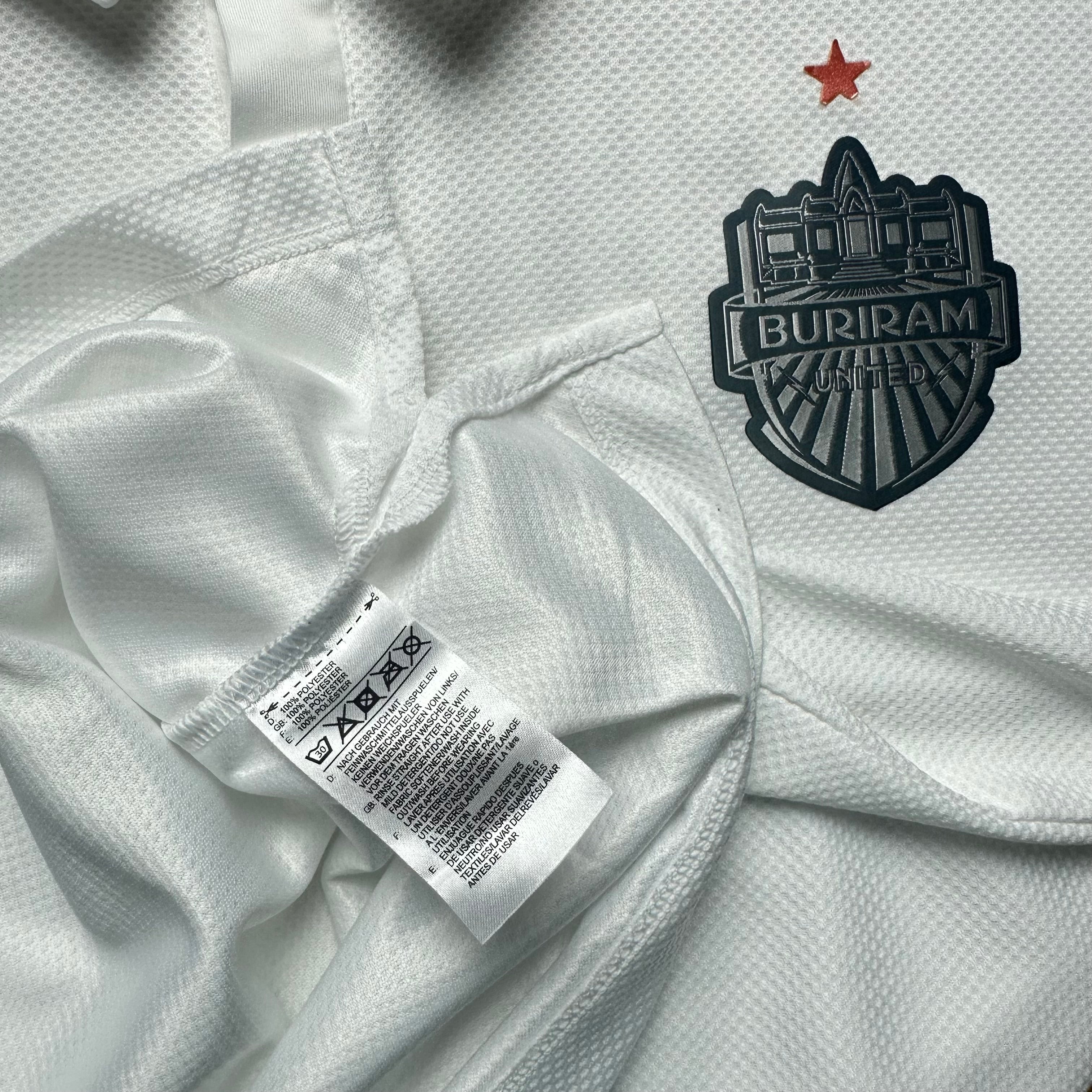 Buriram United 2016 Away Shirt (XL)