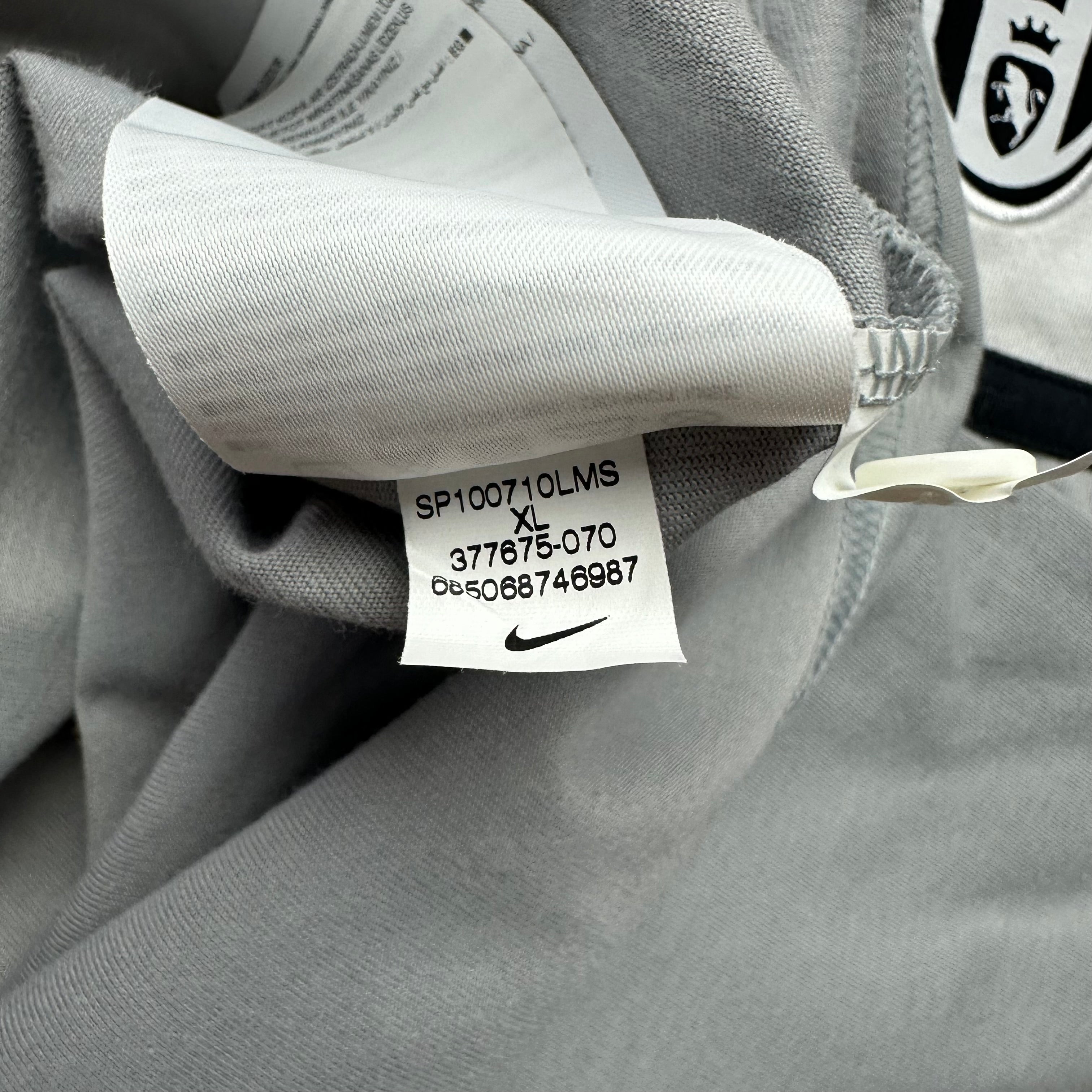 Juventus 2010-11 Polo Shirt (XL)