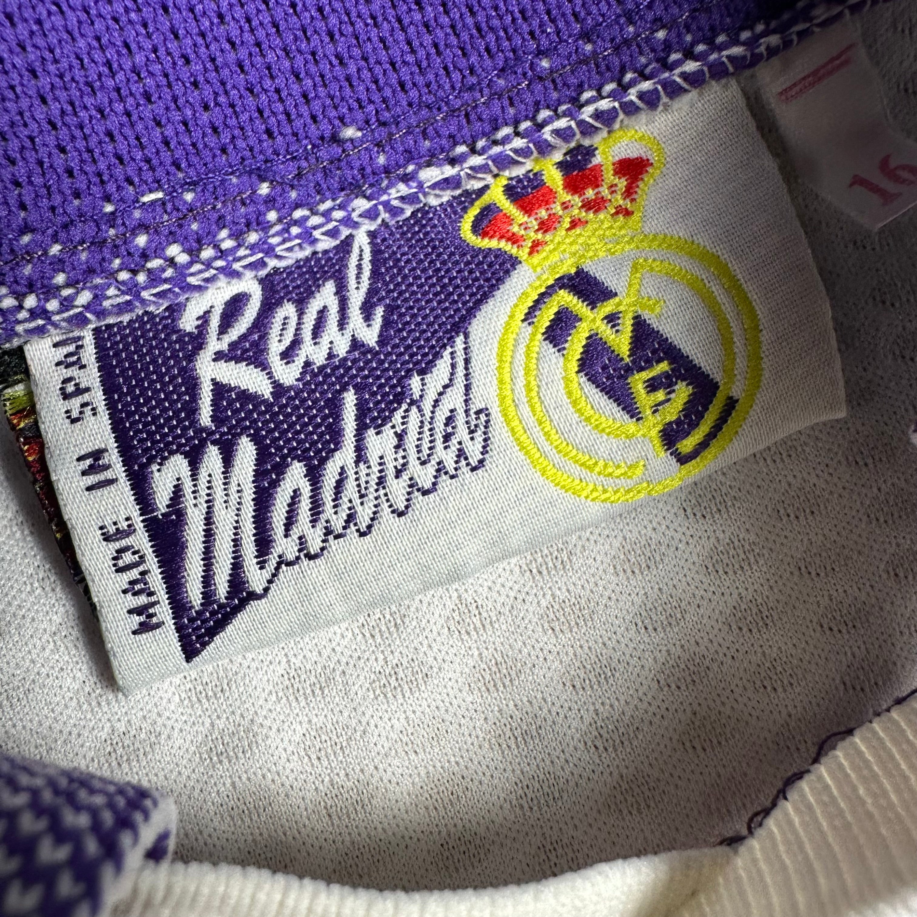 Real Madrid 1997-98 Home Shirt (XS) R.Carlos #3