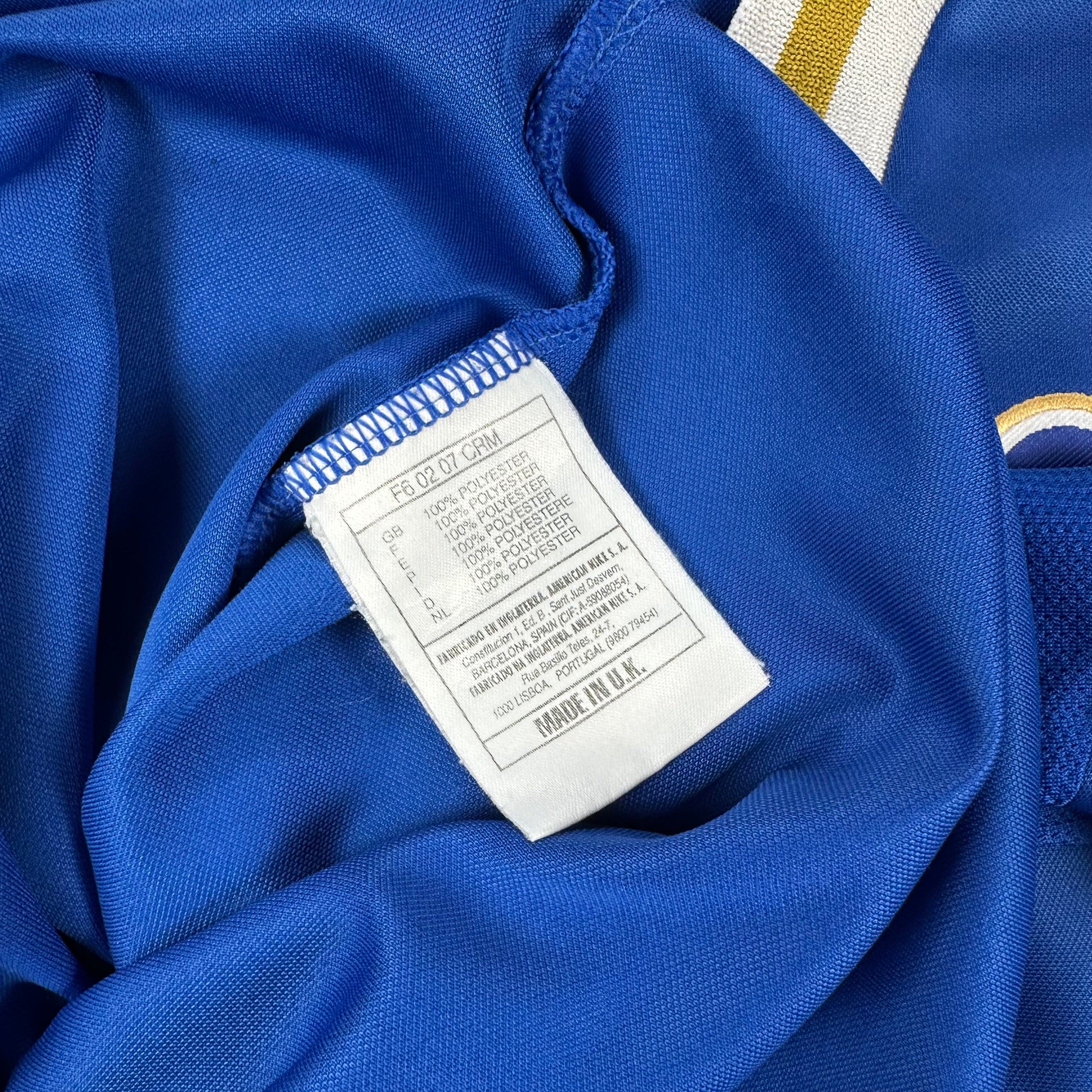 Italy 1996 Home Shirt (M) Maldini #3