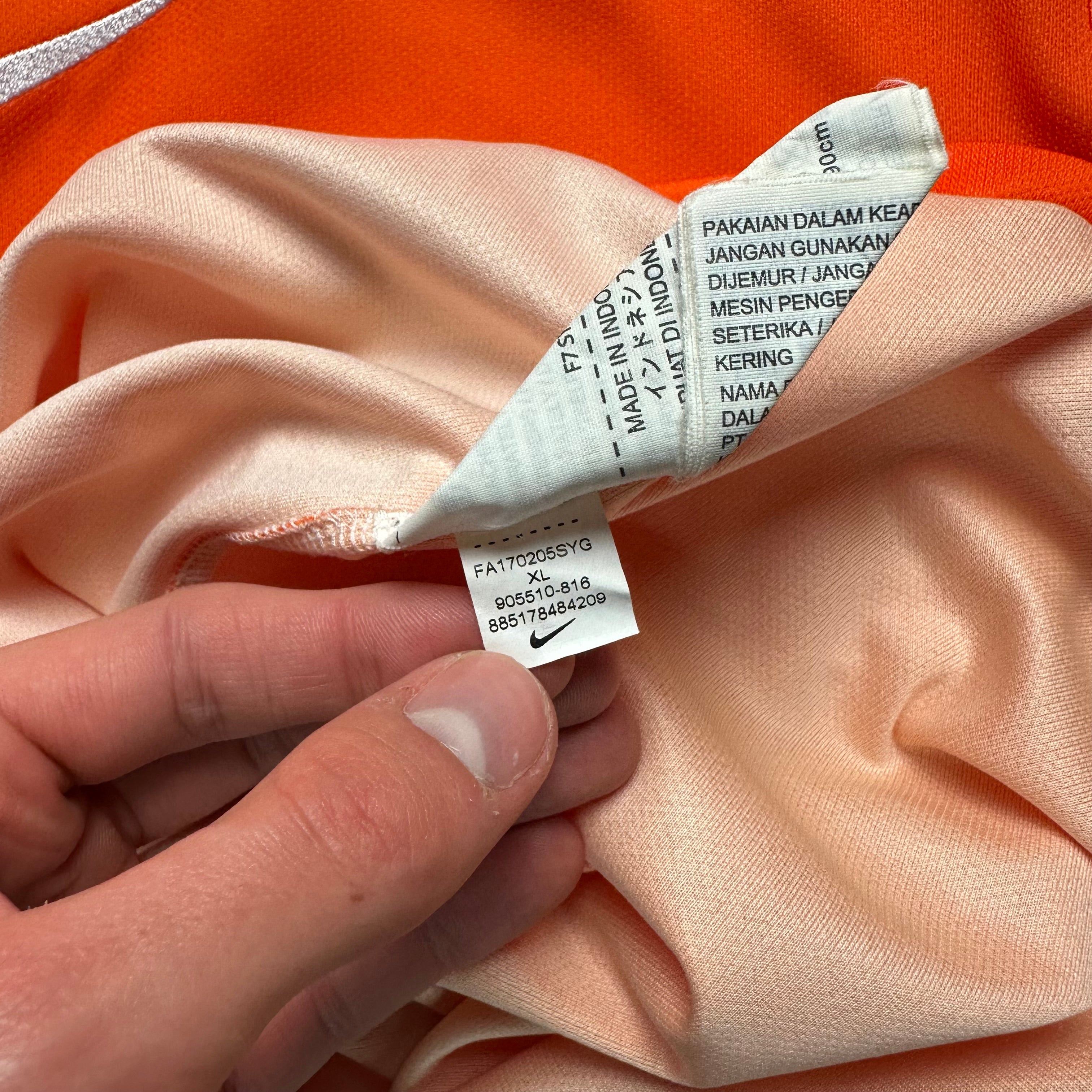 Chelsea 2017-18 GK Shirt (XL) Caballero #1