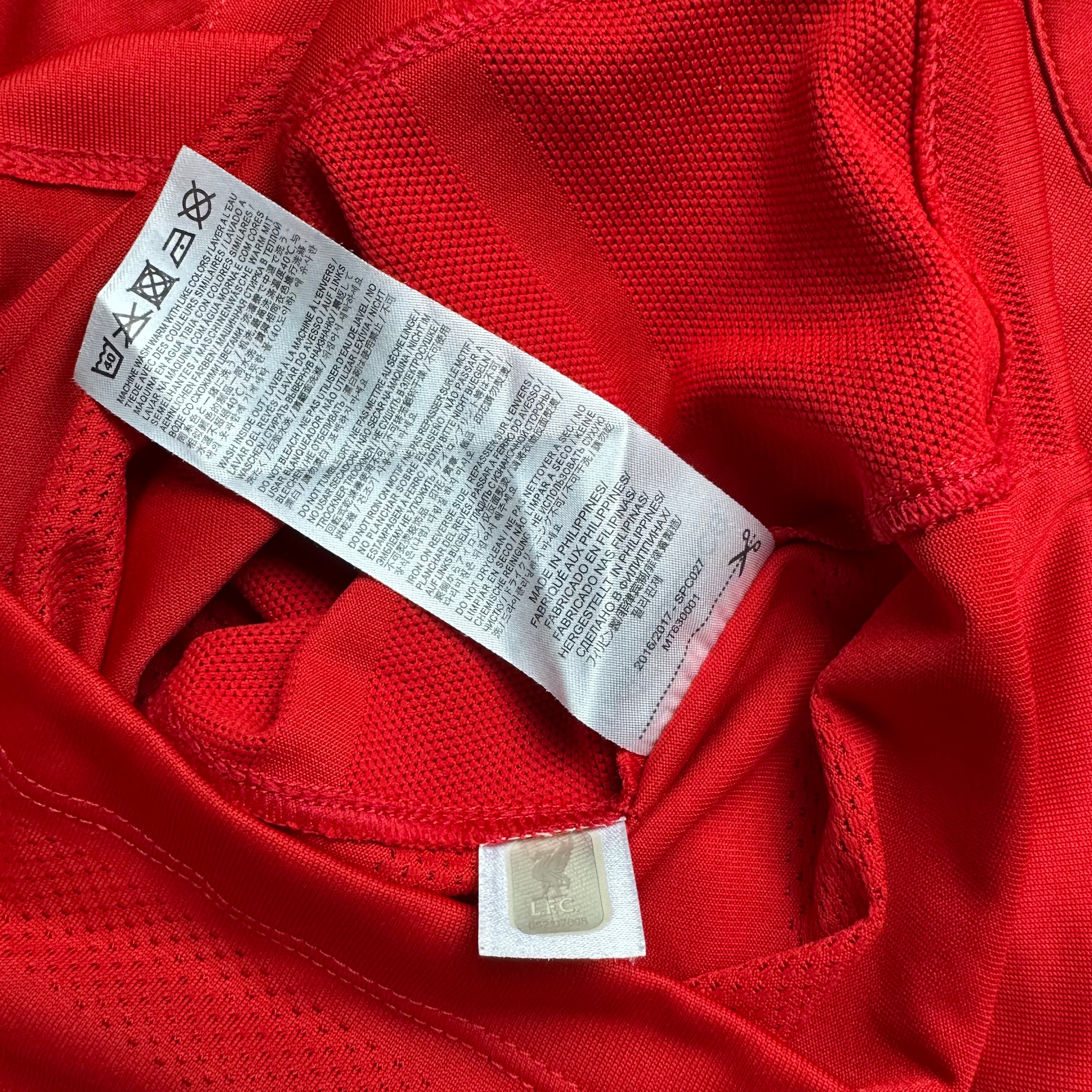 Liverpool 2016-17 Home Shirt (S) Coutinho #10