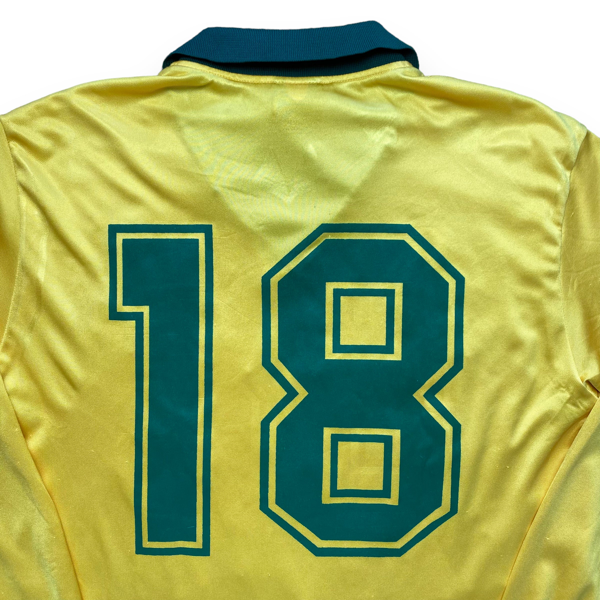 Brazil 1986 Home Shirt (L) Socrates #18