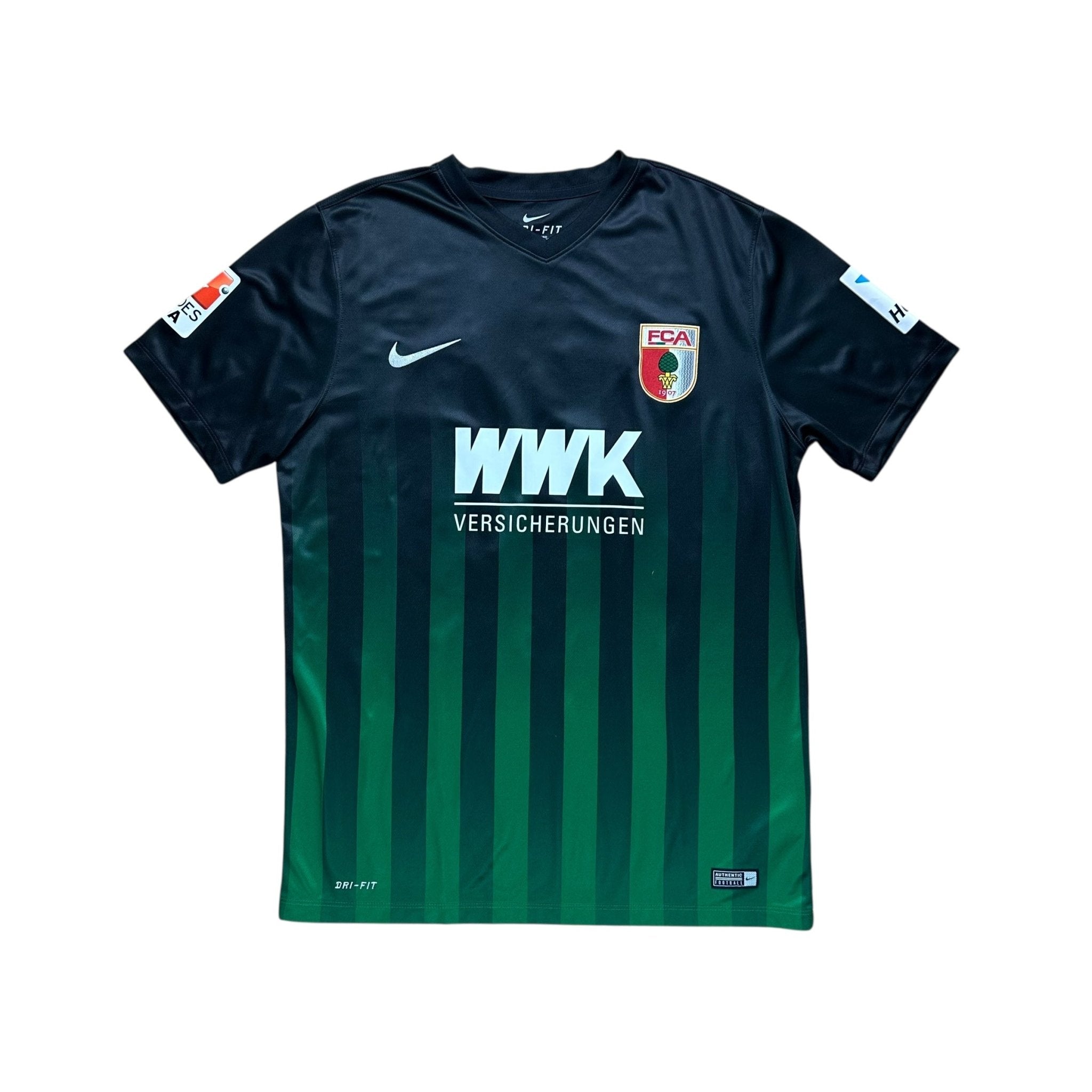 Augsburg 2016 - 17 Away Shirt (L) Kačar 20 - Kitplug