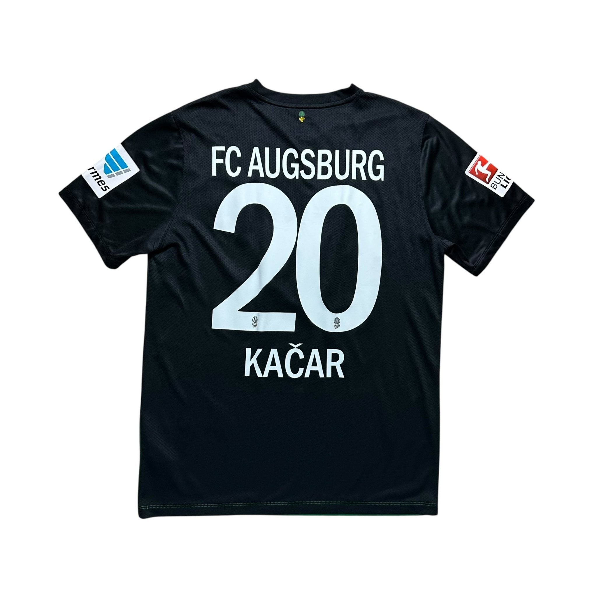Augsburg 2016 - 17 Away Shirt (L) Kačar 20 - Kitplug