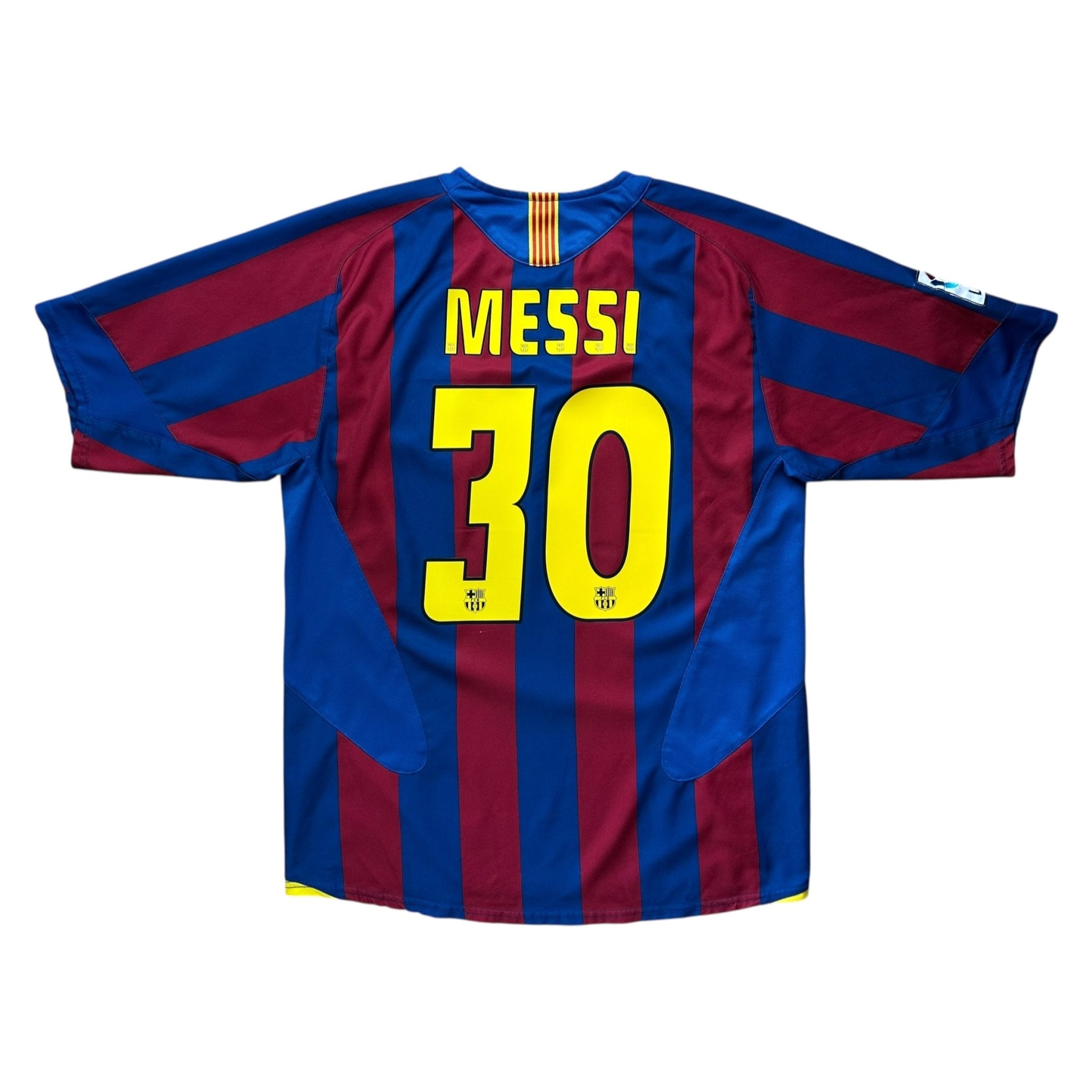 Barcelona 2005 - 06 Home Shirt (M) Messi 30 - Kitplug