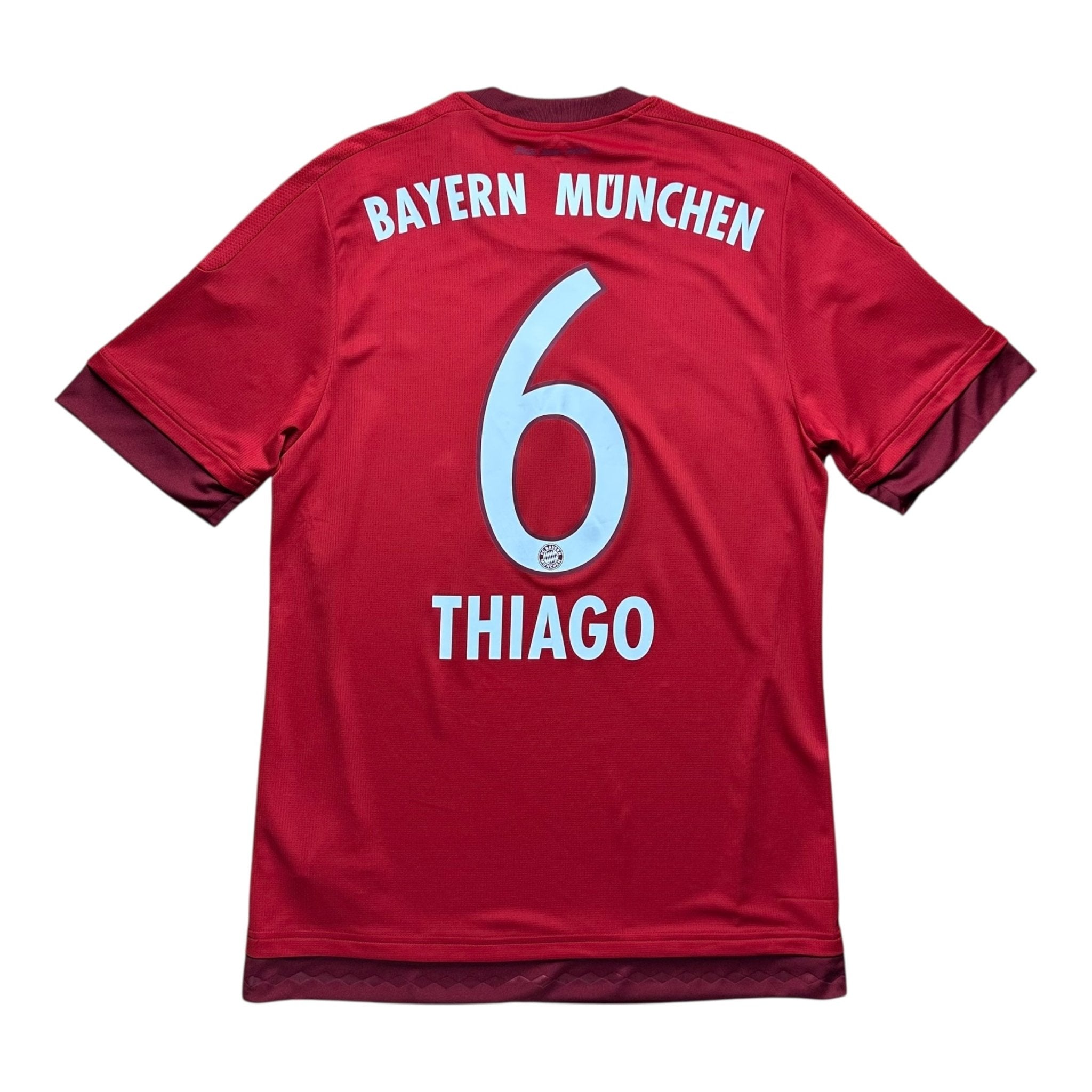 Bayern Munich 2015 - 16 Player - Issue/Worn Home Shirt (L) Thiago 6 - Kitplug
