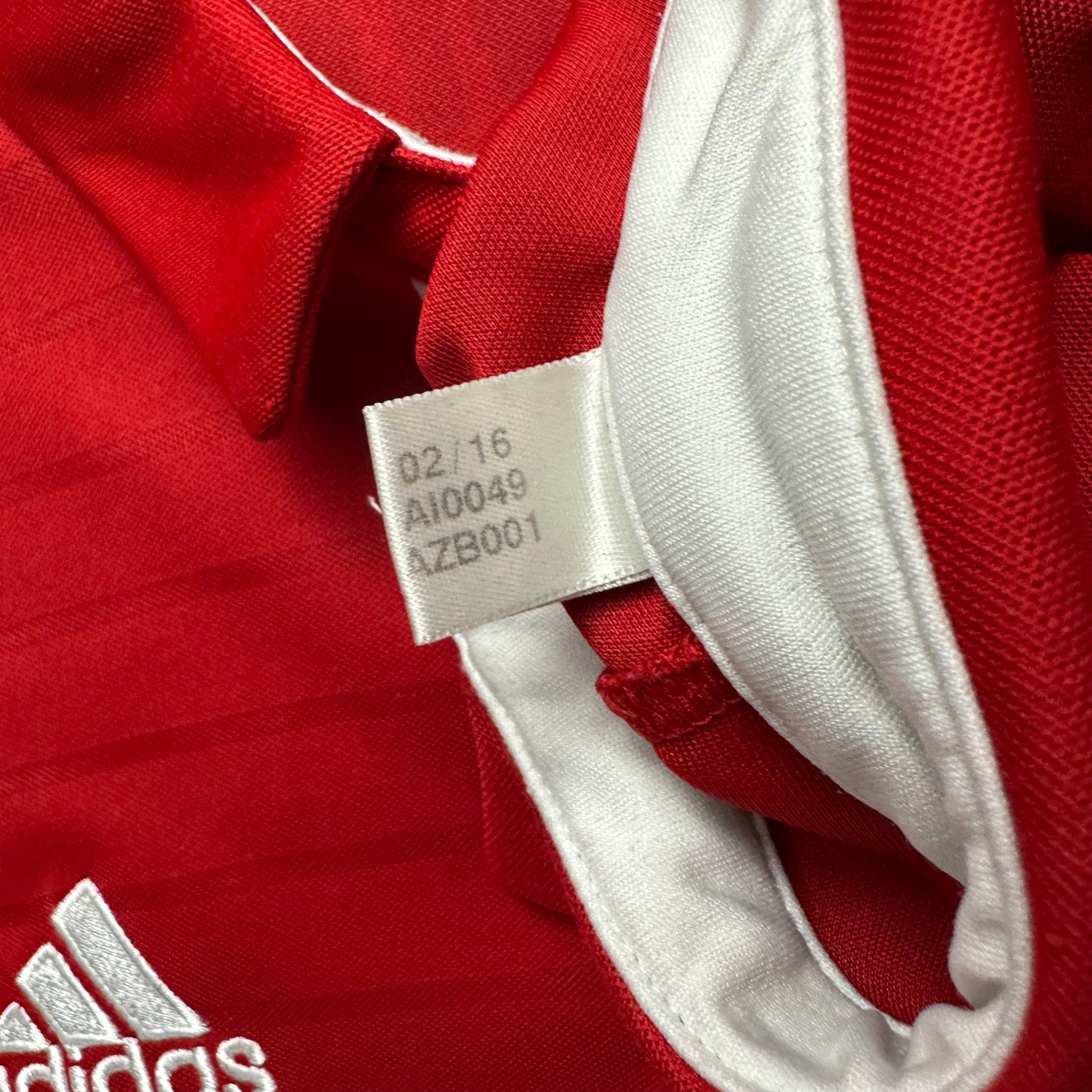 Bayern Munich 2016 - 17 Home Shirt (XL) Muller 25 - Kitplug