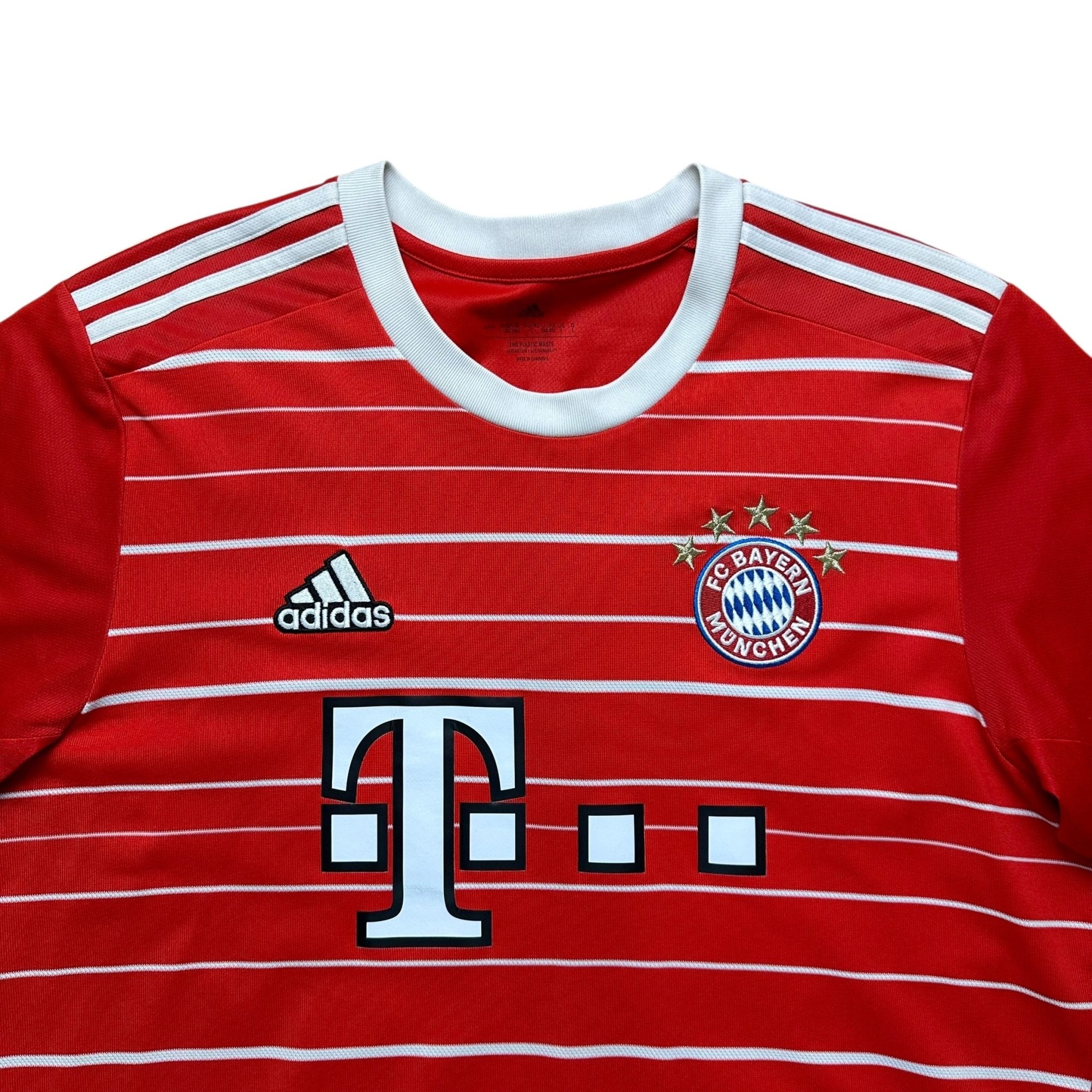 Bayern Munich 2022 - 23 Home Shirt (L) Muller 25 - Kitplug
