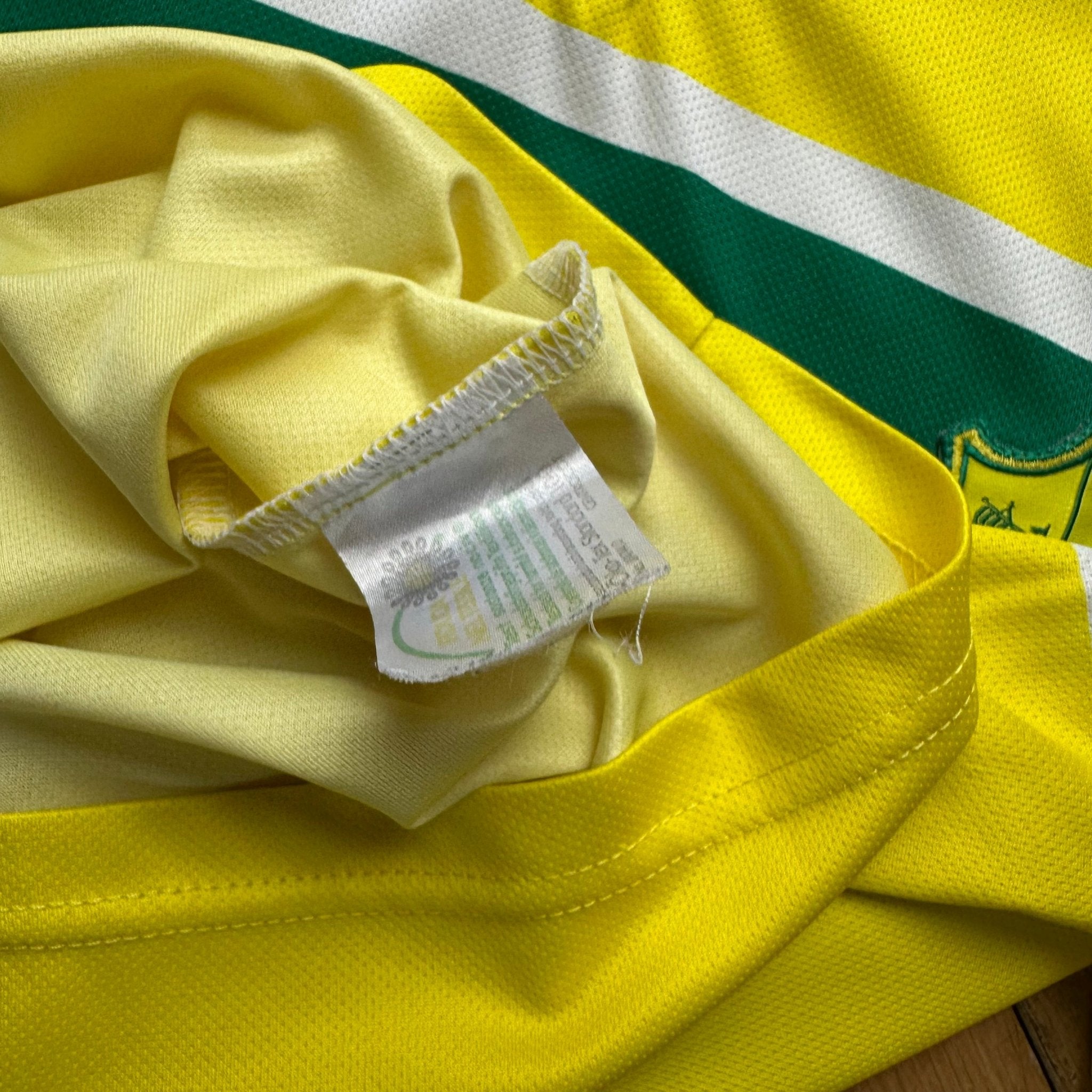 FC Nantes 2012 - 13 Home Shirt (L) - Kitplug