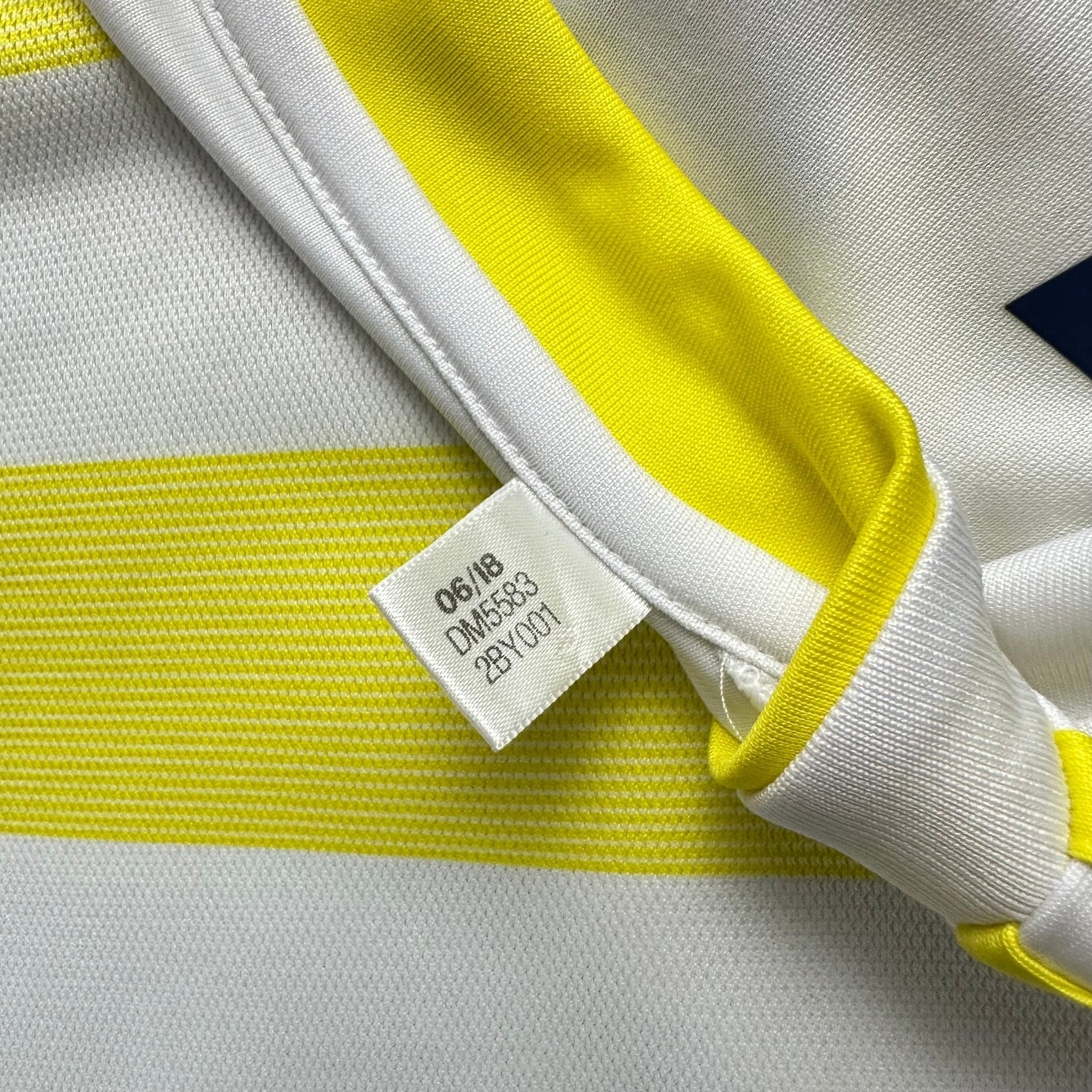 Fenerbahce 2018 - 19 Third Shirt (S) - Kitplug