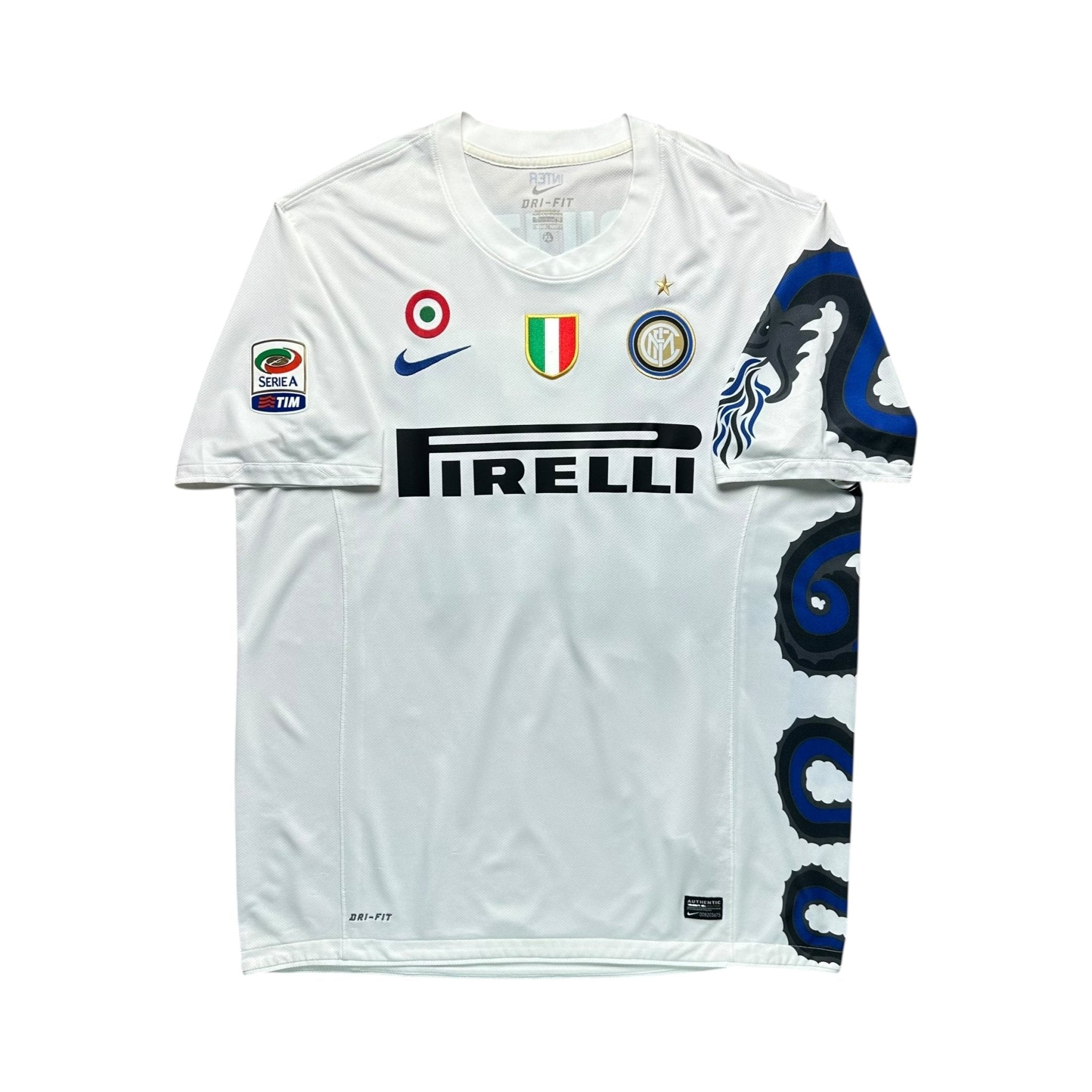 Inter Milan 2010 - 11 Away Shirt (XL) Milito 22 - Kitplug