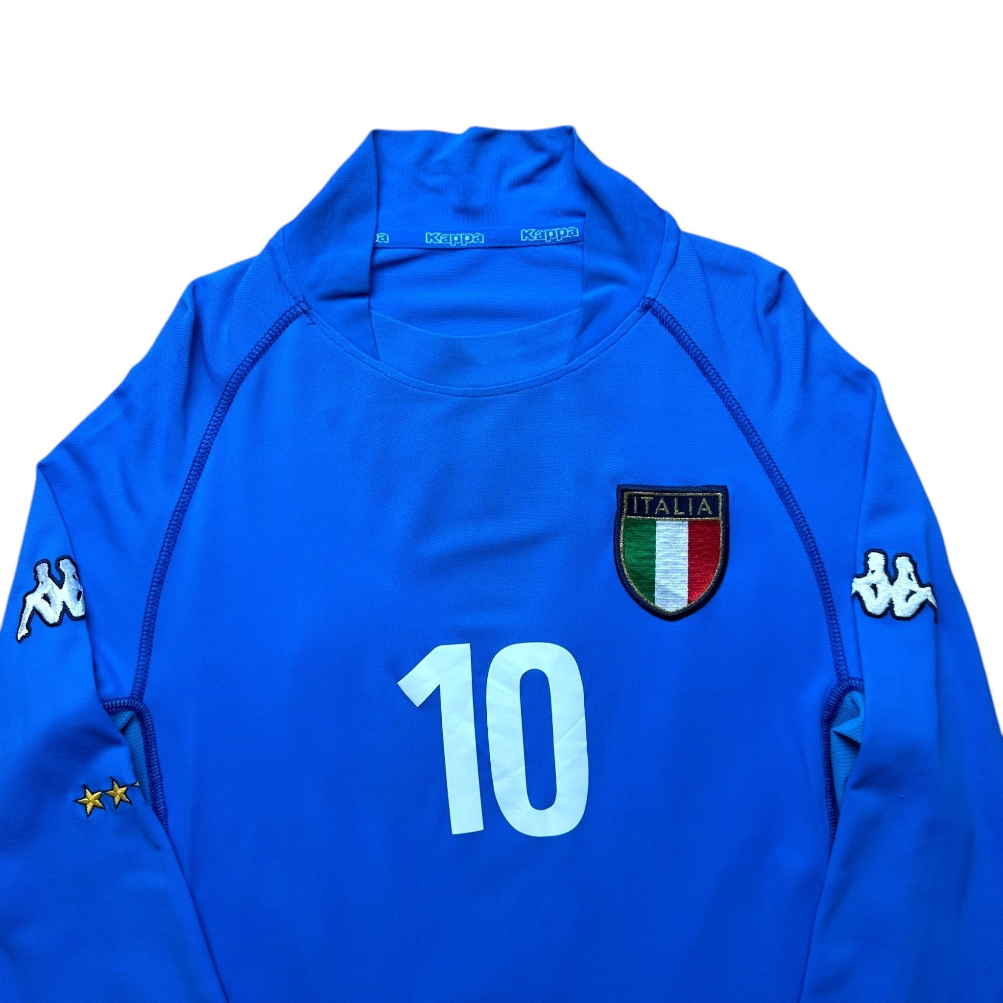 Italy 2002 Home Shirt (L) Totti 10 - Kitplug