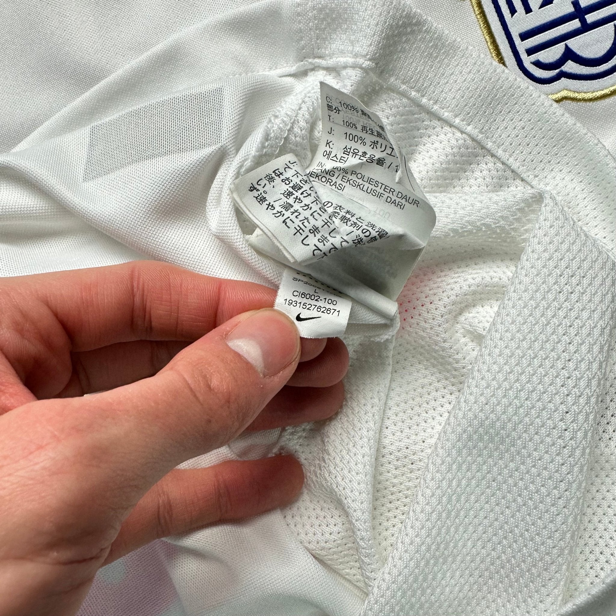 Kitchee 2021 - 22 Away Shirt (M) Toni Wt Ho 22 - Kitplug