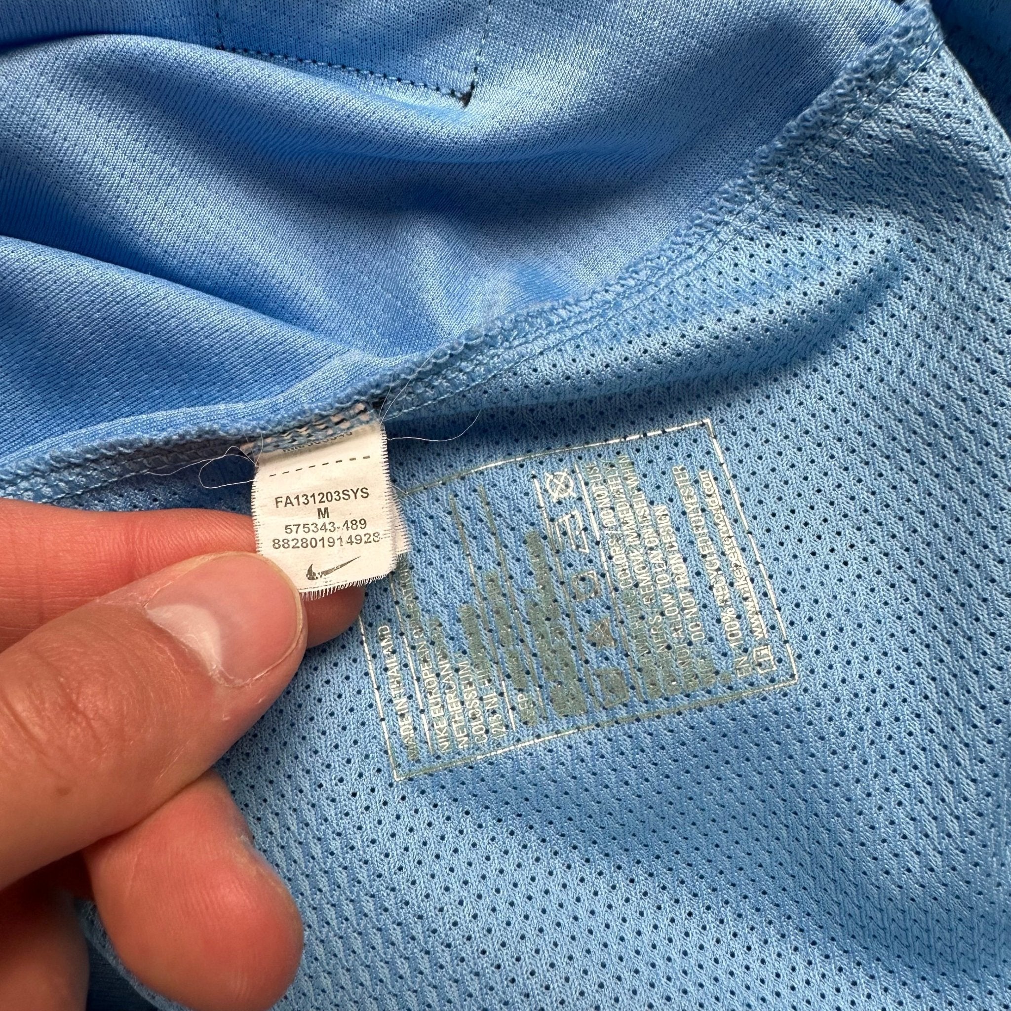 Manchester City 2013 - 14 Match Issue Home Shirt (M) Kun Agüero 16 - Kitplug