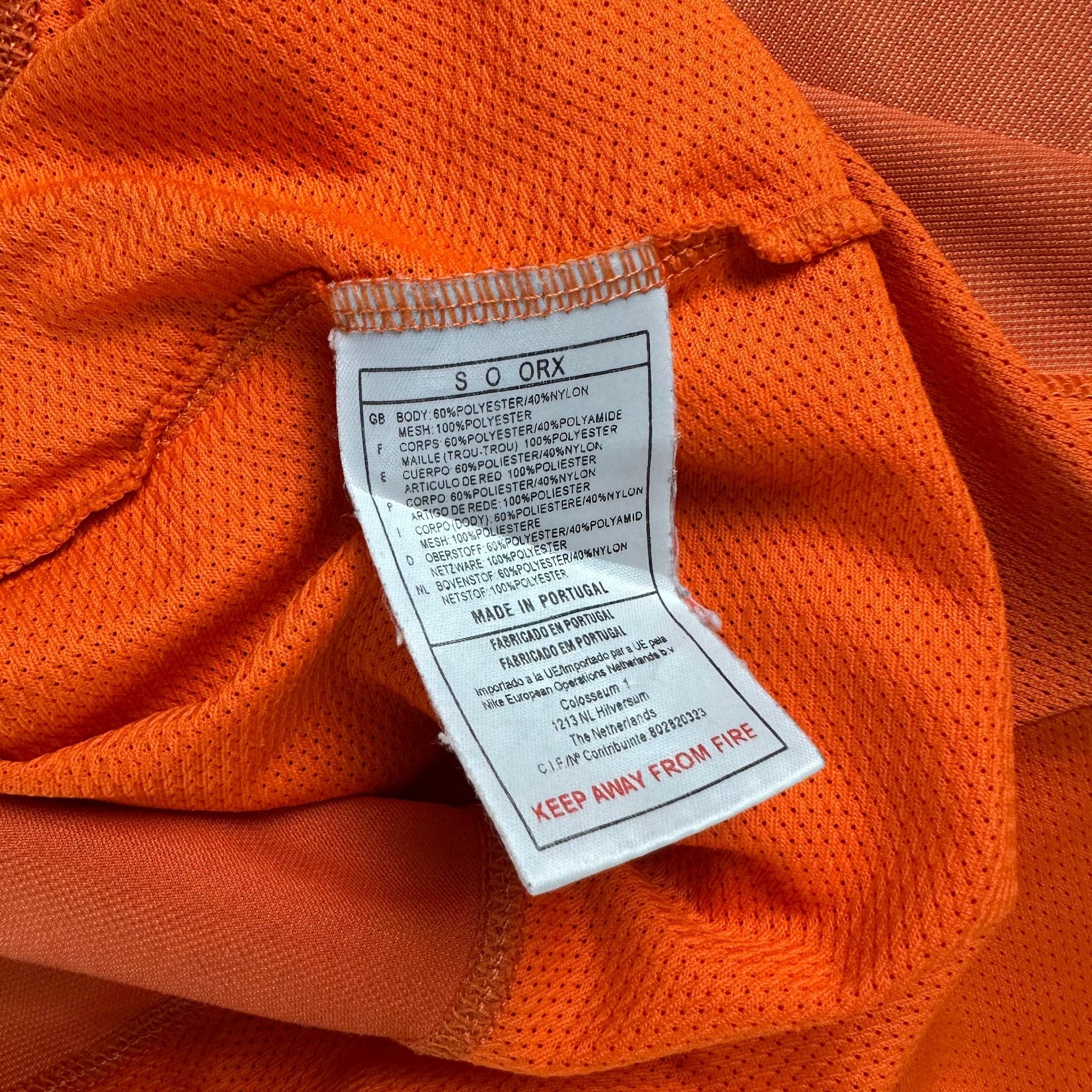 Netherlands 2000 Home Shirt (L) Bergkamp 10 - Kitplug