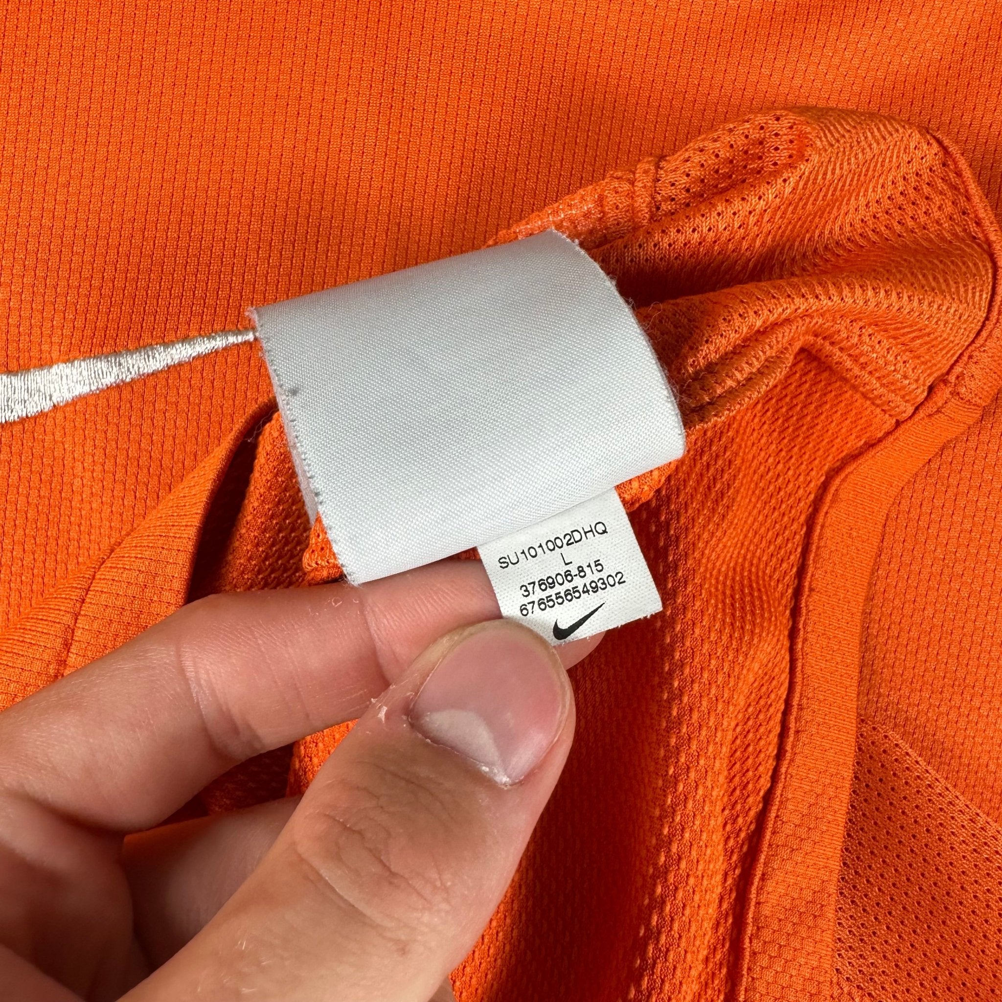 Netherlands 2010 Home Shirt (L) Sneijder 10 - Kitplug