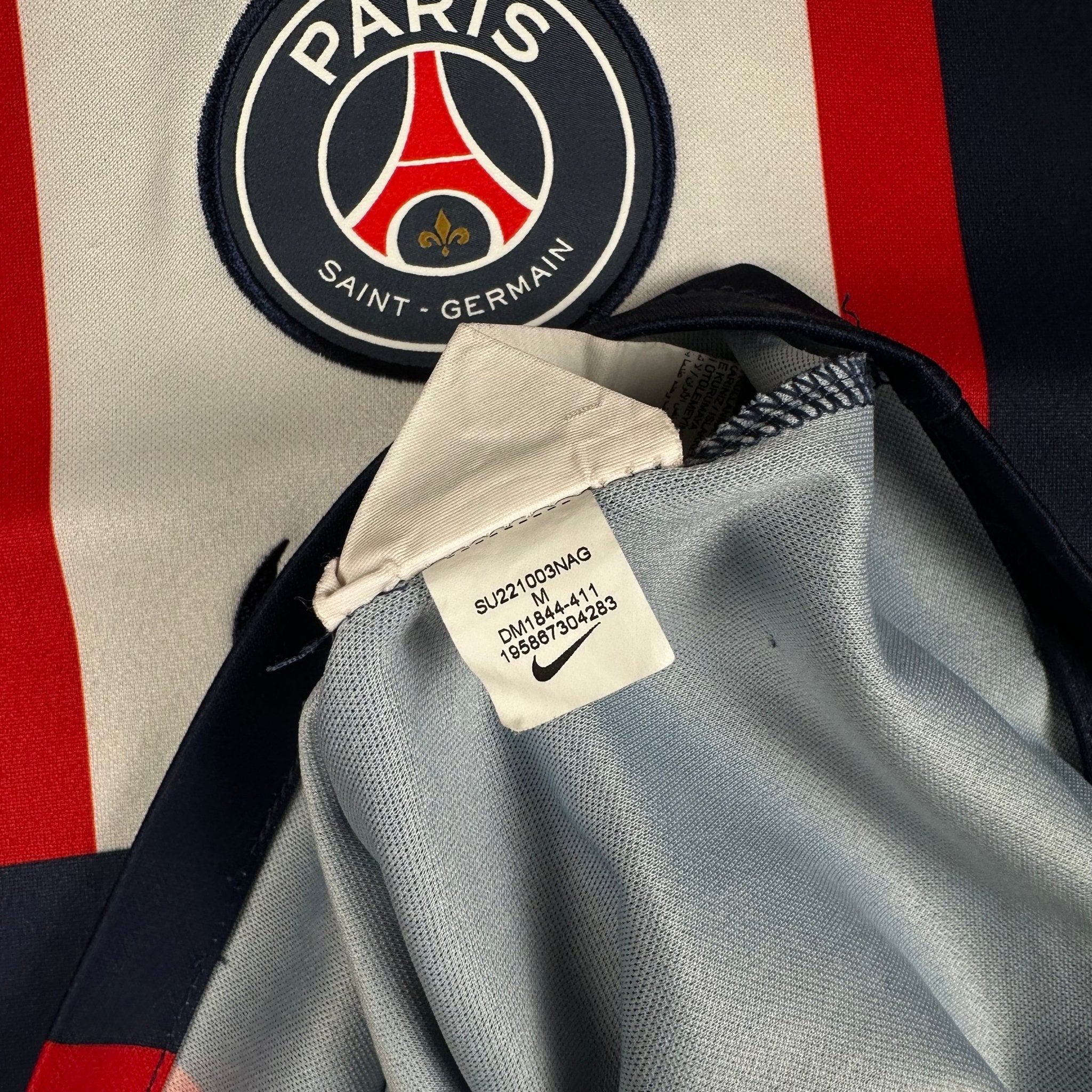 PSG 2022-23 Home Shirt (M) Messi 30 - Kitplug